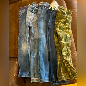 Bundle of 5 - Boys 4T Jeans/Pants